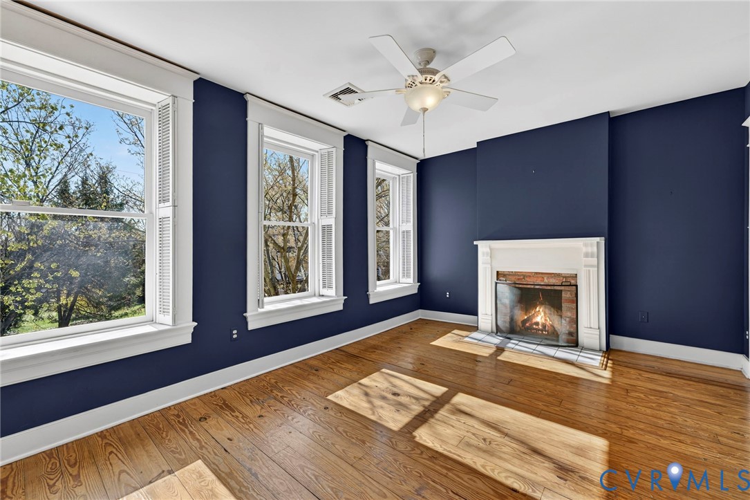 114 N 29th St