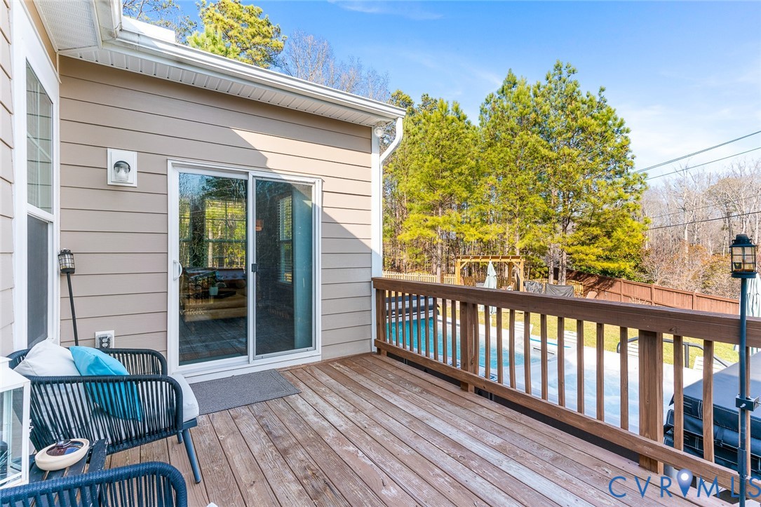 4801 Hidden Falls Ct