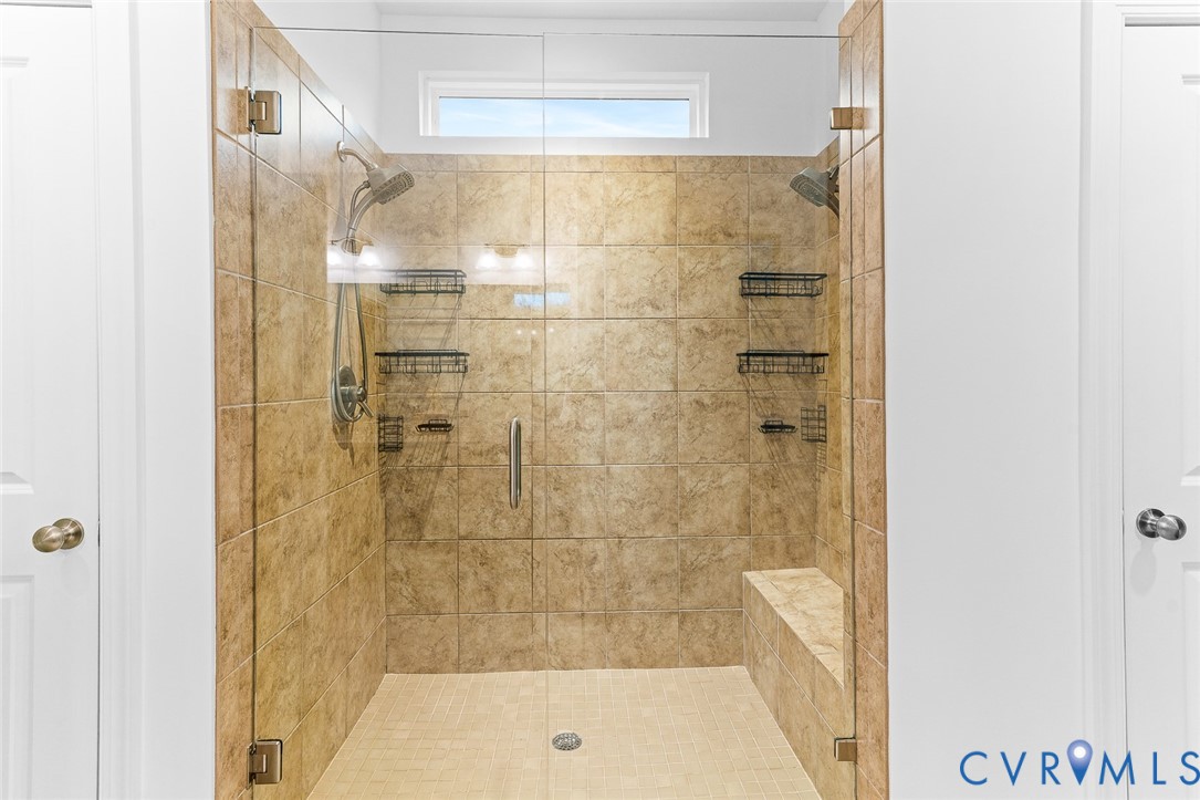 4801 Hidden Falls Ct