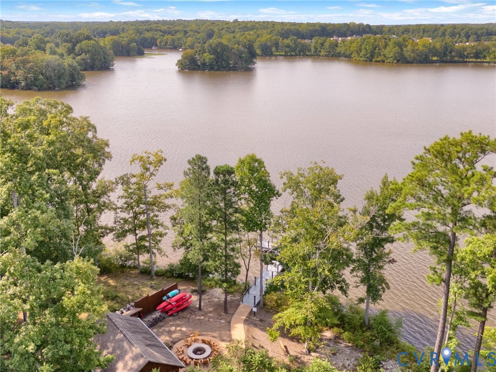 4801 Hidden Falls Ct