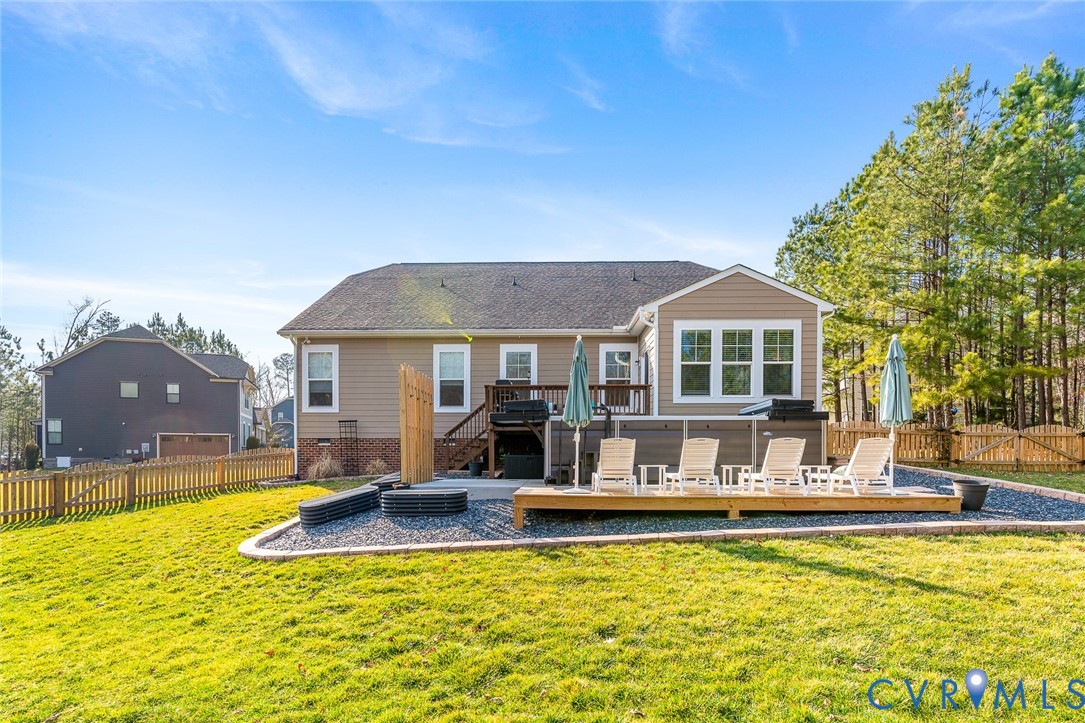 4801 Hidden Falls Ct