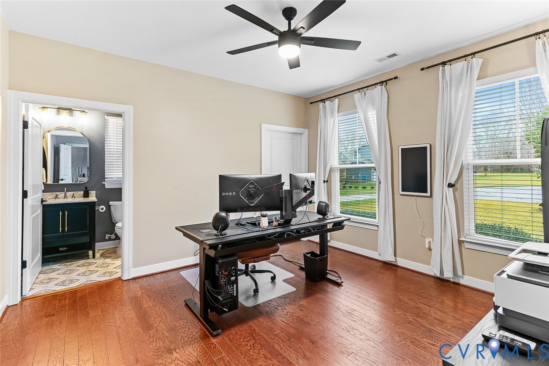 4801 Hidden Falls Ct