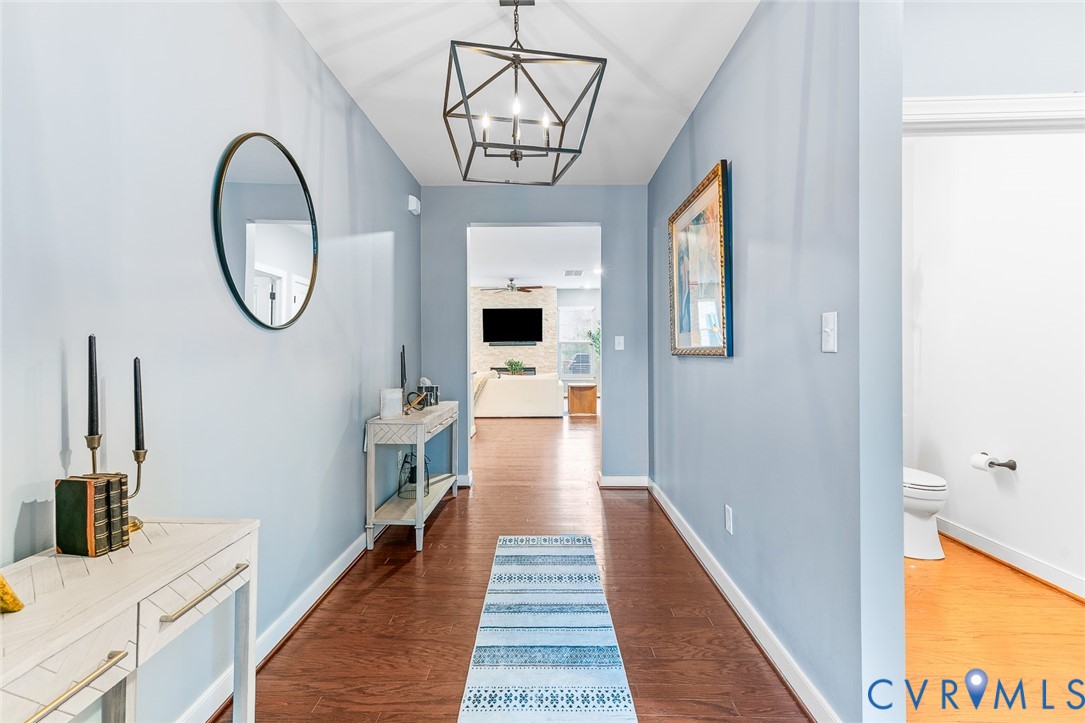 4801 Hidden Falls Ct