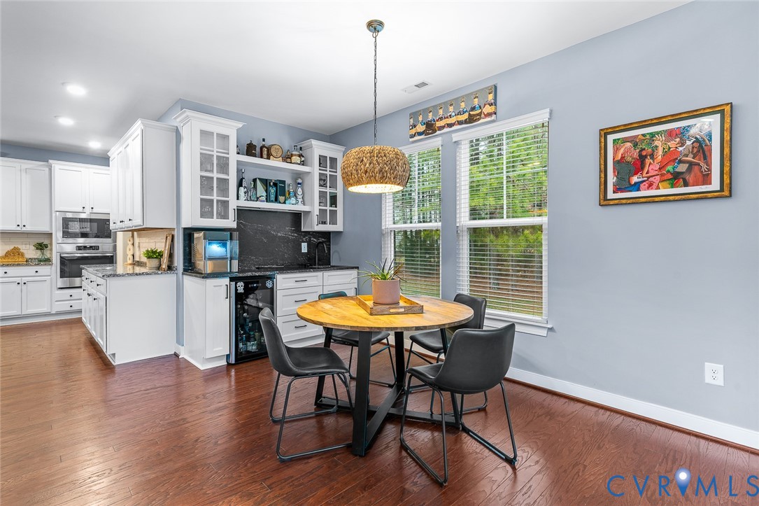 4801 Hidden Falls Ct