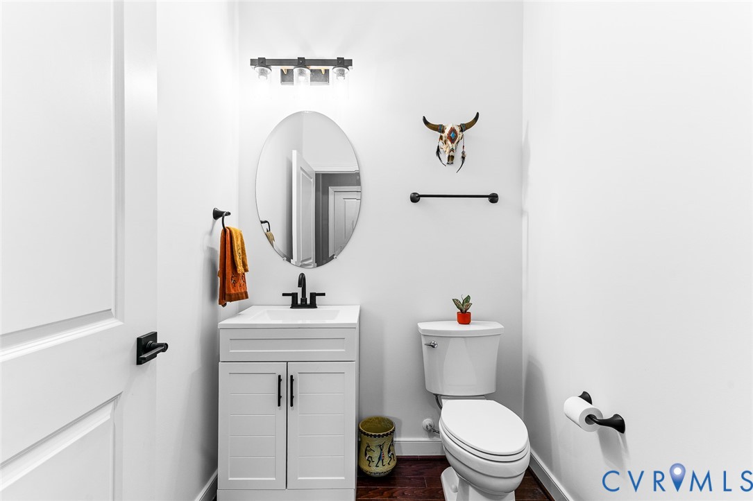 4801 Hidden Falls Ct