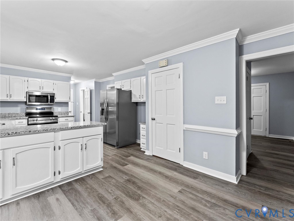 13613 Quail Hollow Ln