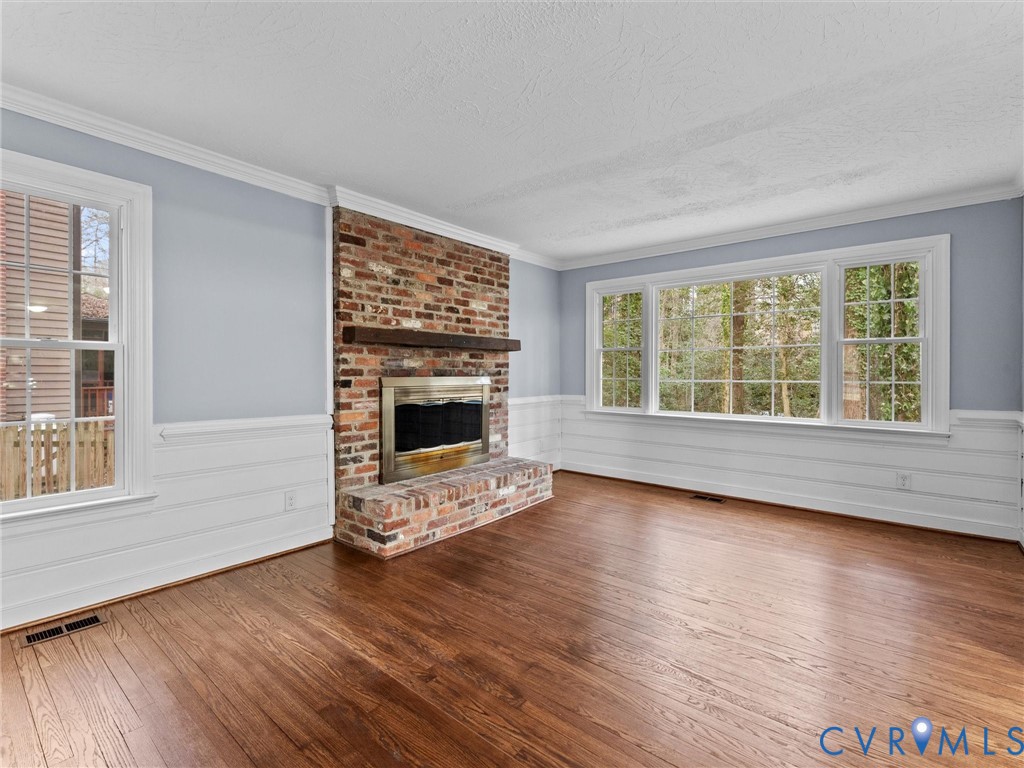 13613 Quail Hollow Ln