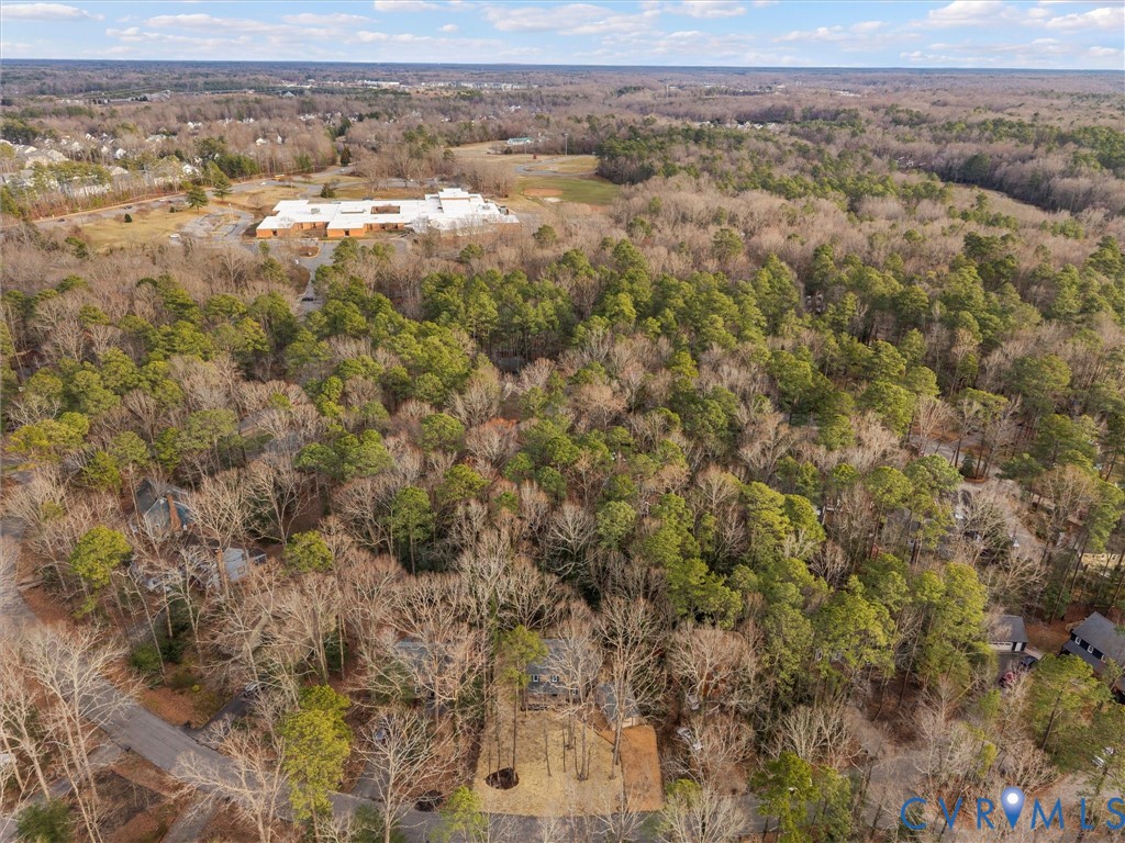 13613 Quail Hollow Ln