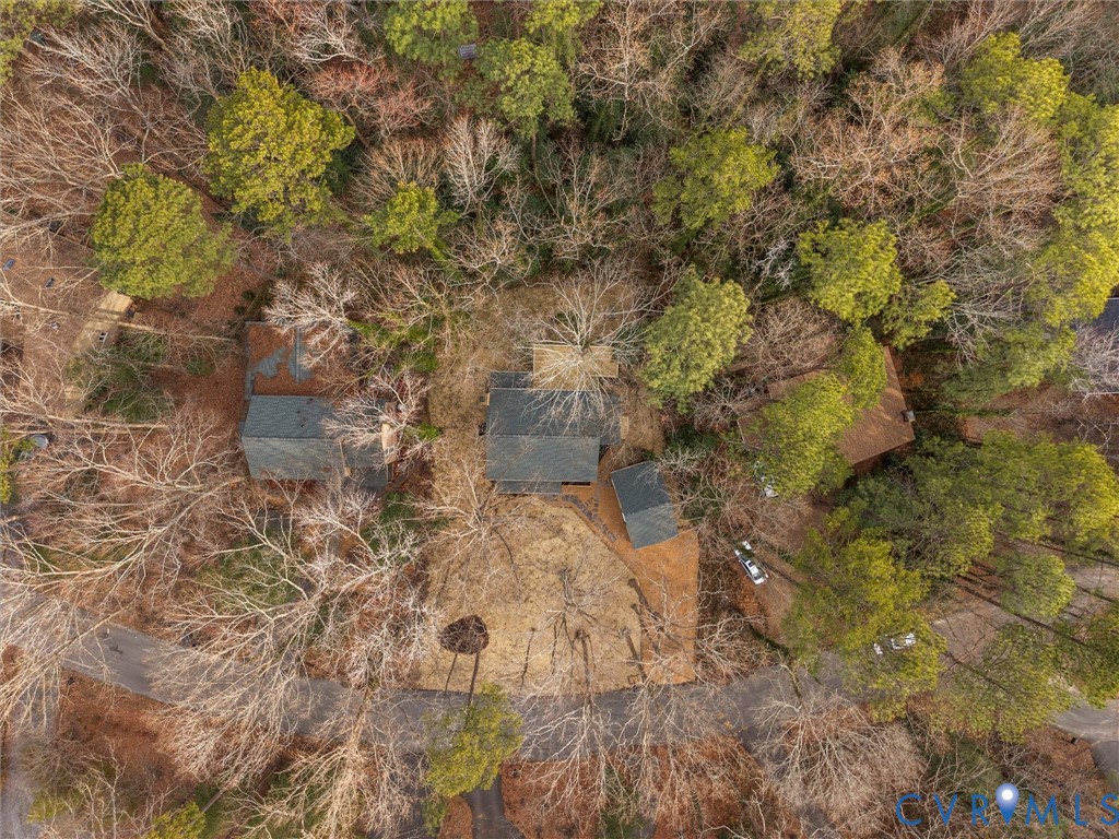 13613 Quail Hollow Ln