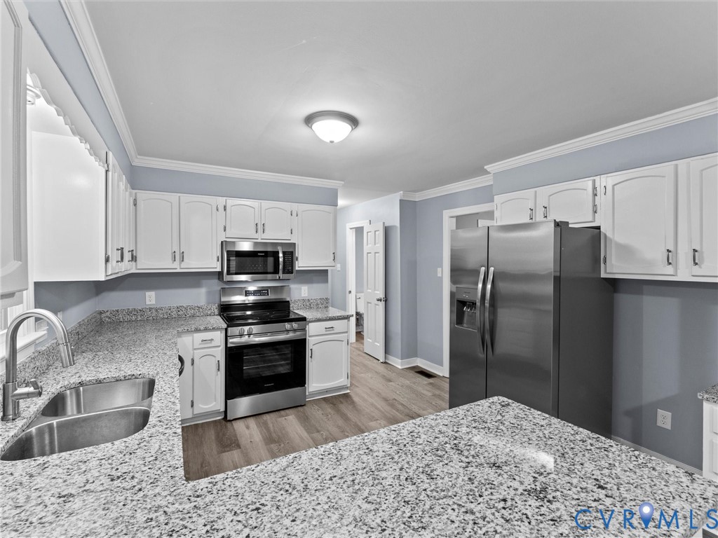 13613 Quail Hollow Ln