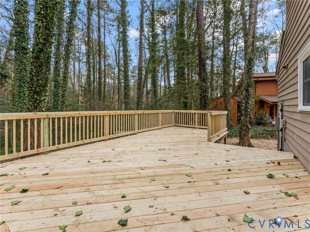 13613 Quail Hollow Ln