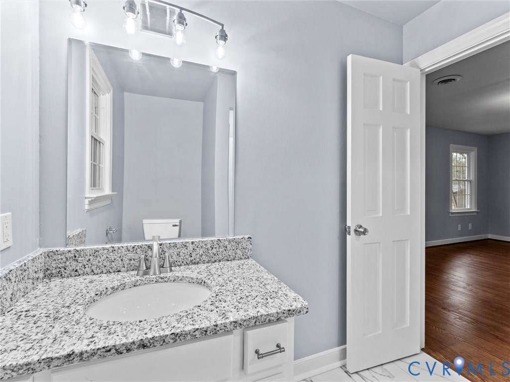 13613 Quail Hollow Ln