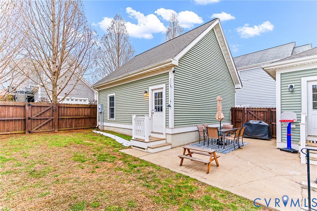 7254 Azalea Dr