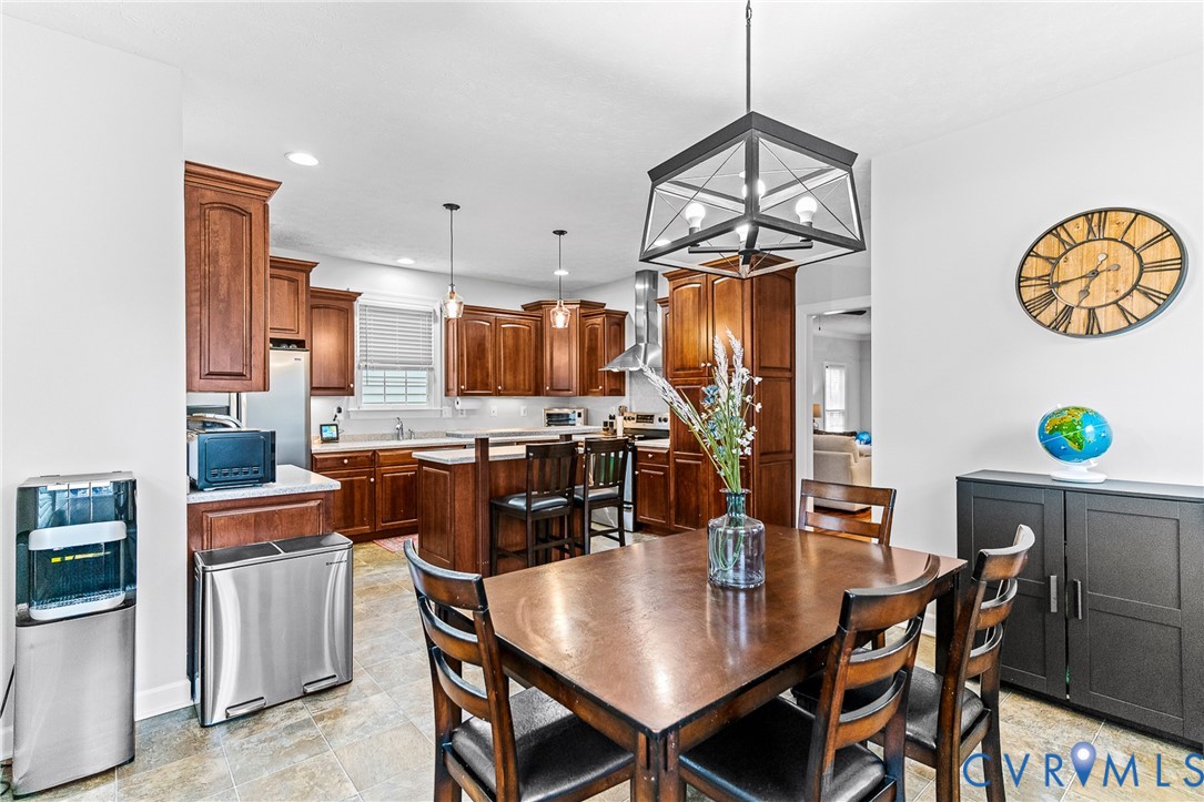 7254 Azalea Dr