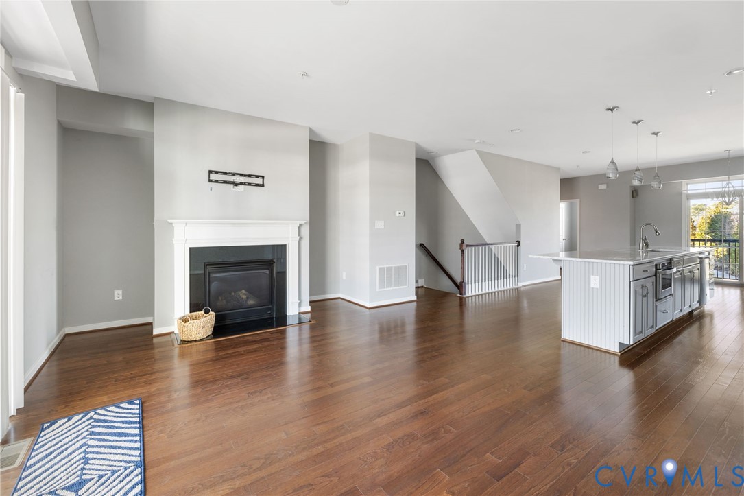 10912 Parkshire Ln