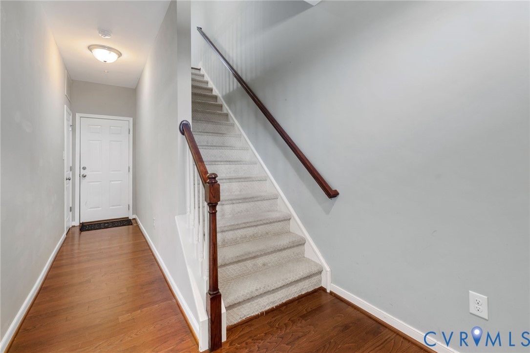 10912 Parkshire Ln