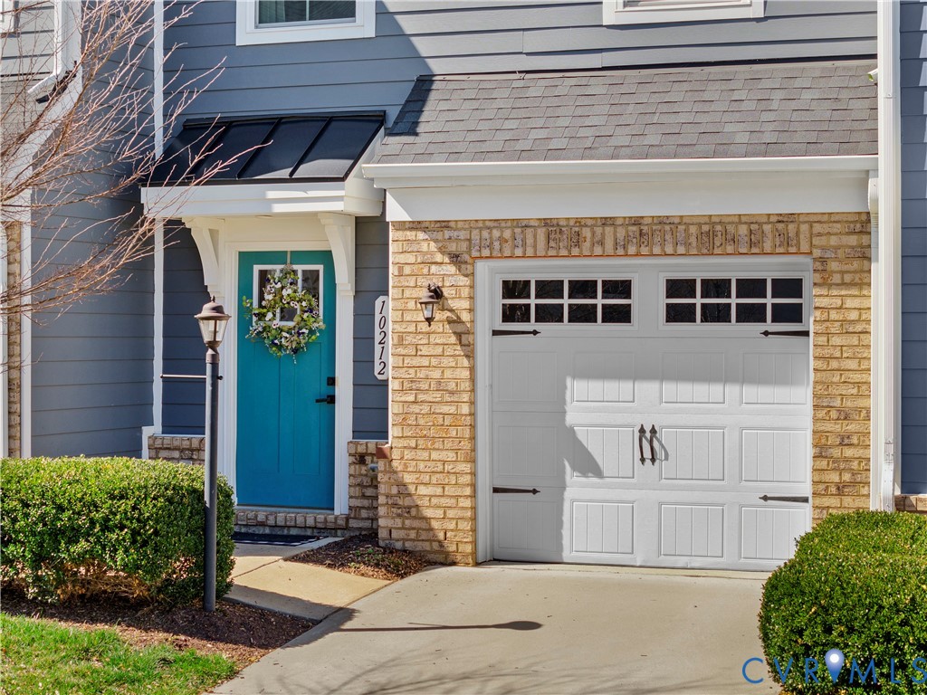 10212 Wenden Way