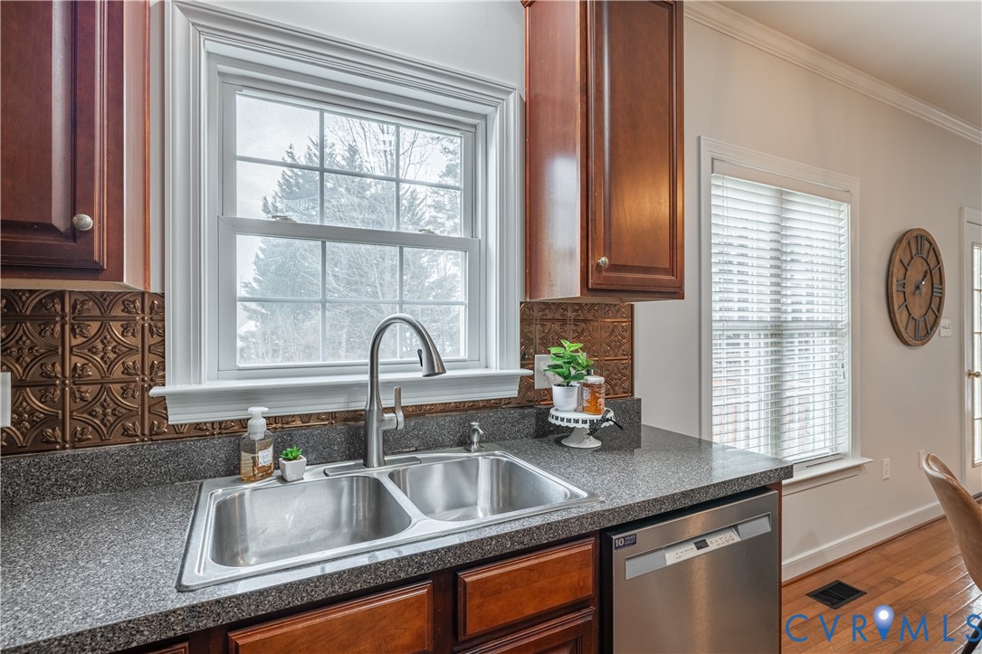 11114 Carrington Green Dr