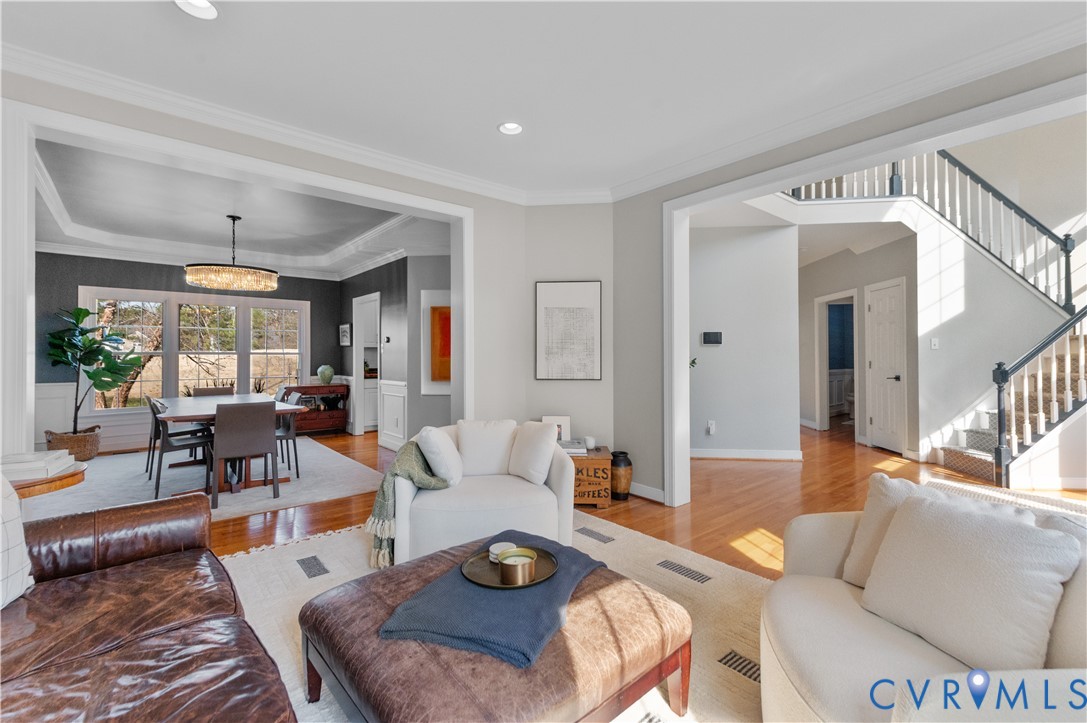12145 Manor Park Dr