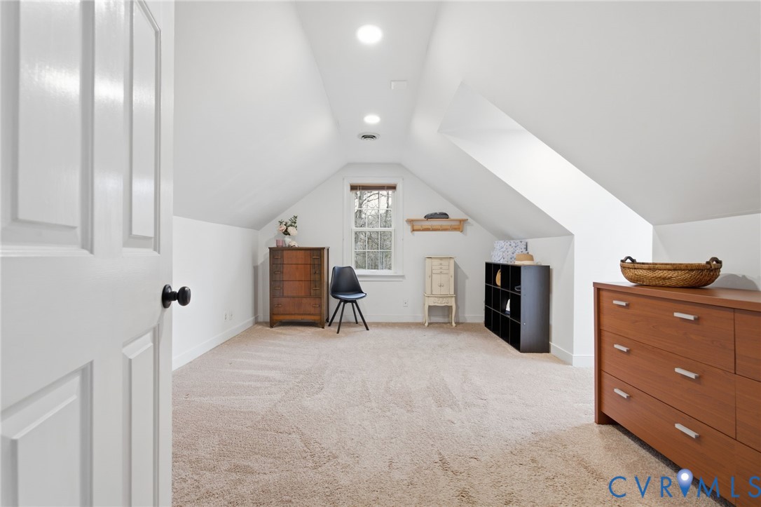302 Ashtree Pl