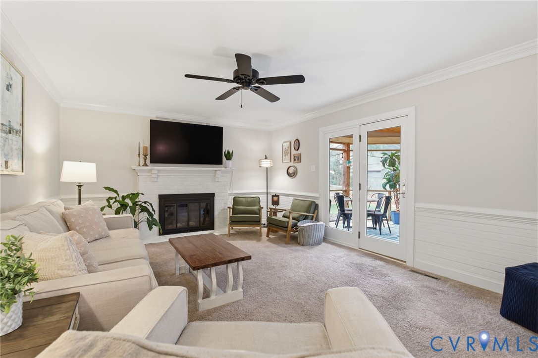 302 Ashtree Pl