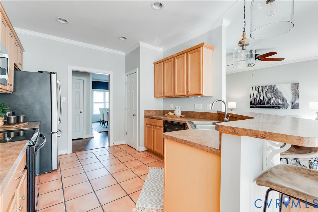 6117 Glendale Estates Ct