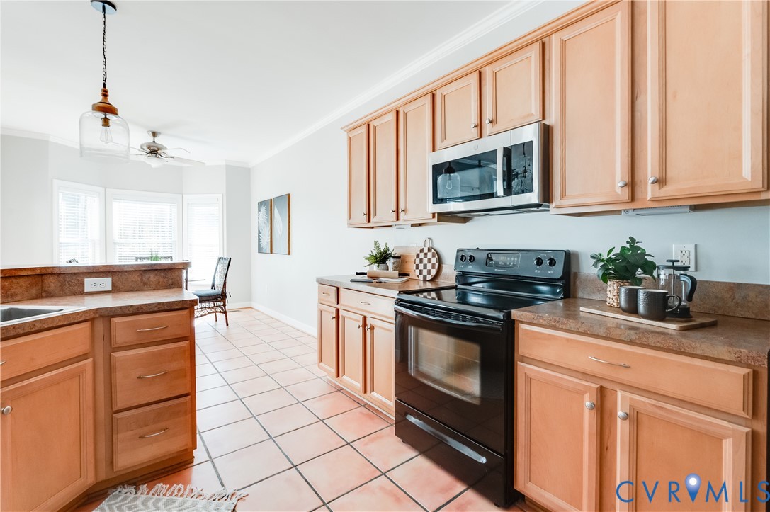 6117 Glendale Estates Ct