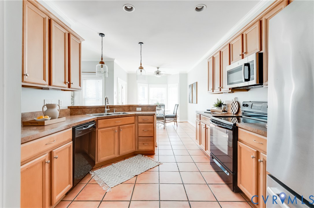 6117 Glendale Estates Ct