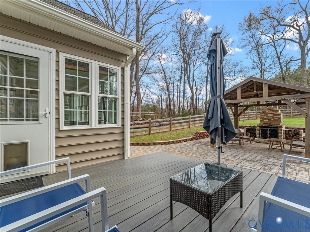 1555 Rocky Ford Rd