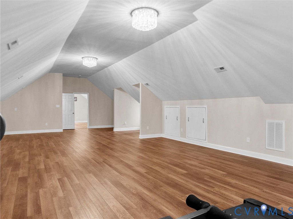 1555 Rocky Ford Rd