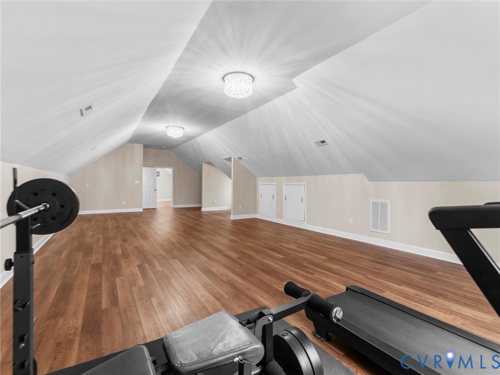 1555 Rocky Ford Rd