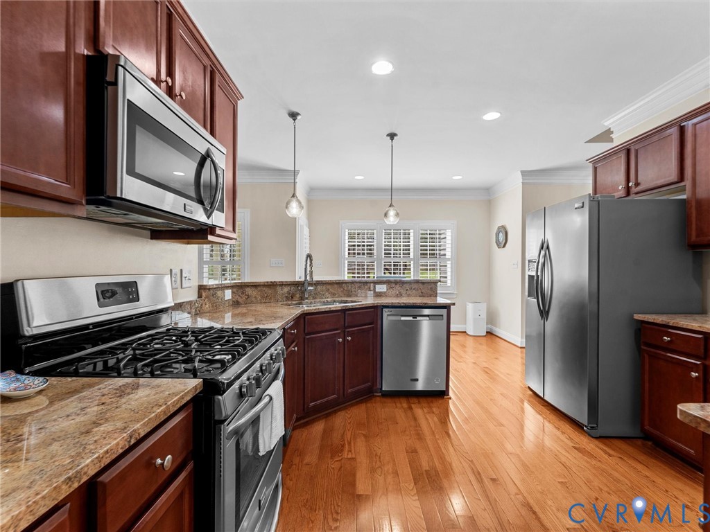 1555 Rocky Ford Rd