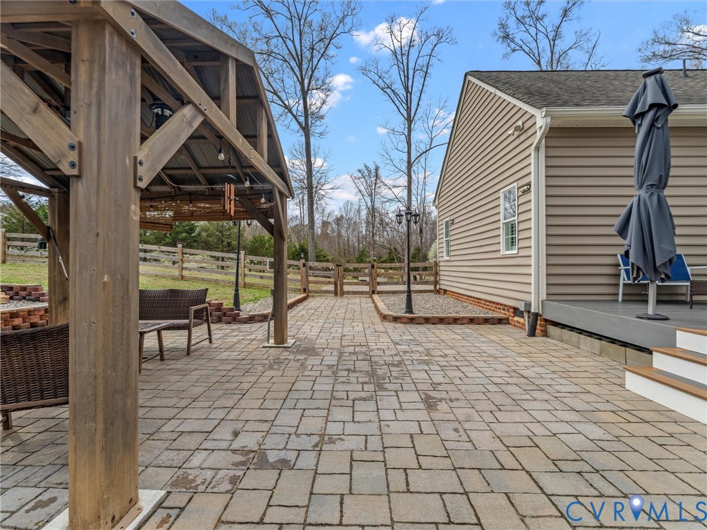 1555 Rocky Ford Rd