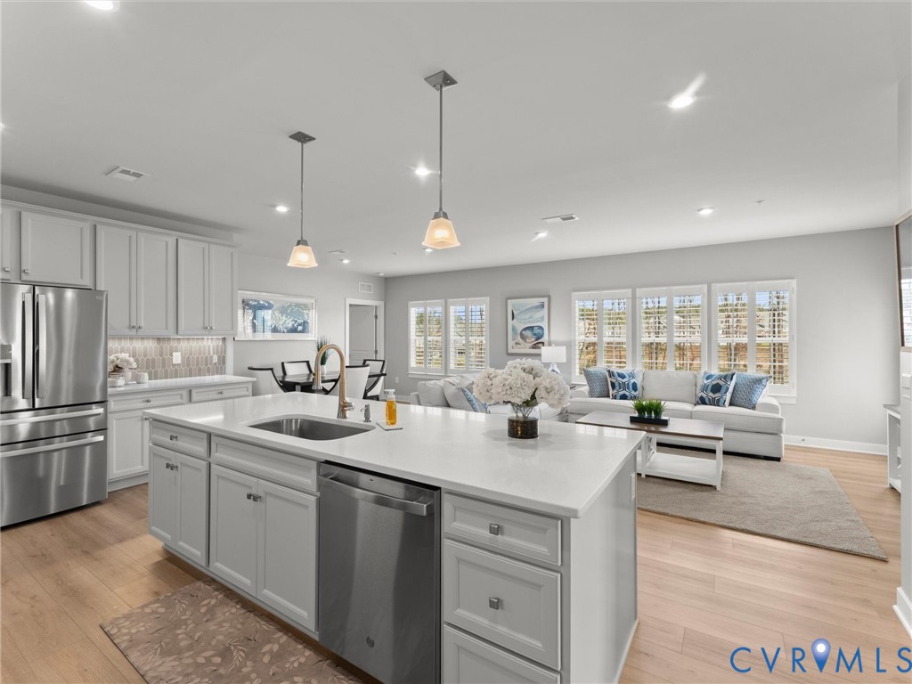 6725 Citory Way Unit#202