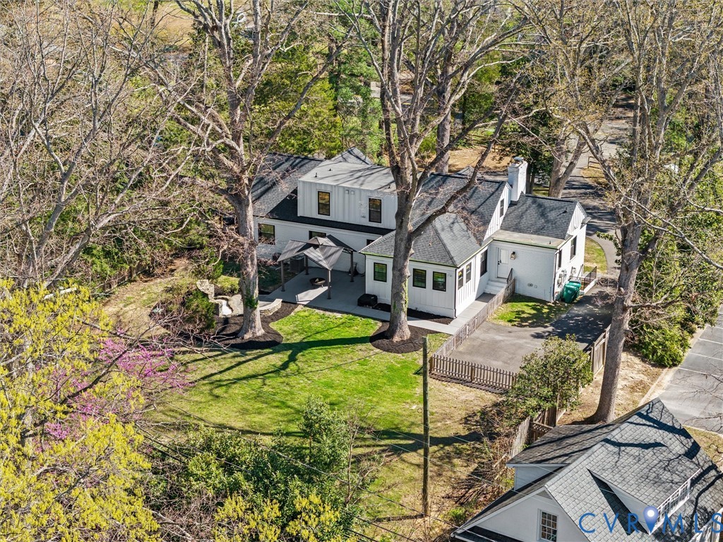 200 N Ridge Rd