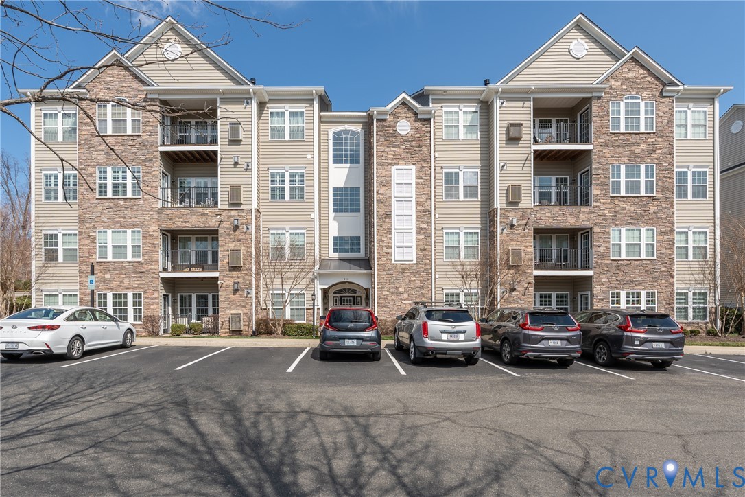 910 Westwood Village Way Unit#402