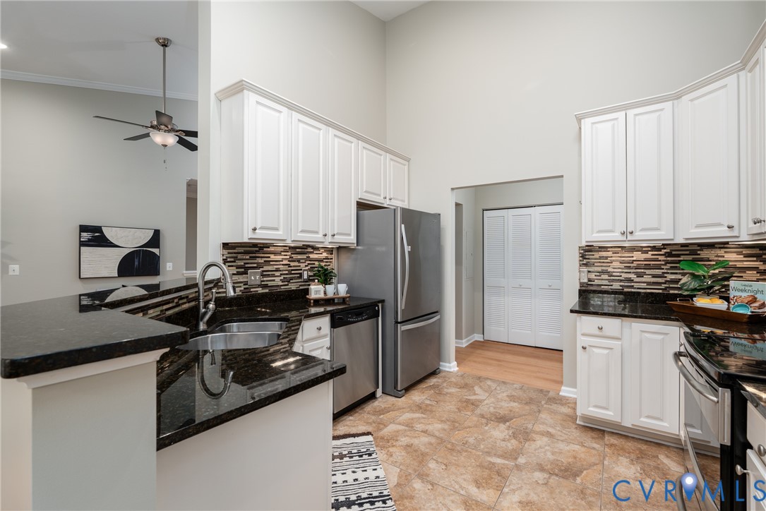 910 Westwood Village Way Unit#402