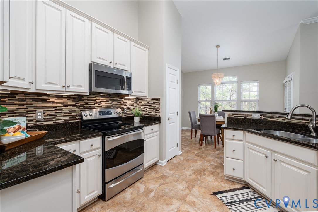 910 Westwood Village Way Unit#402