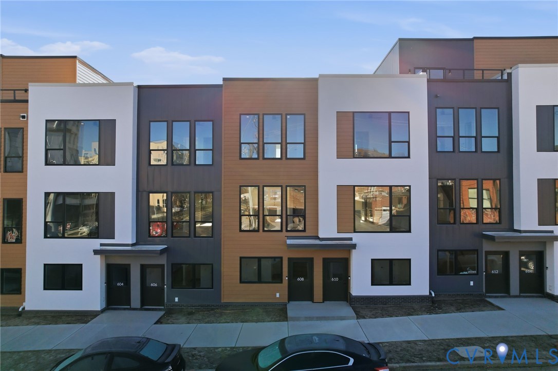 608 Decatur St