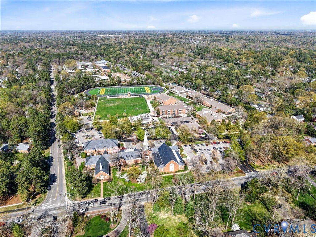 805 Farnwood Dr