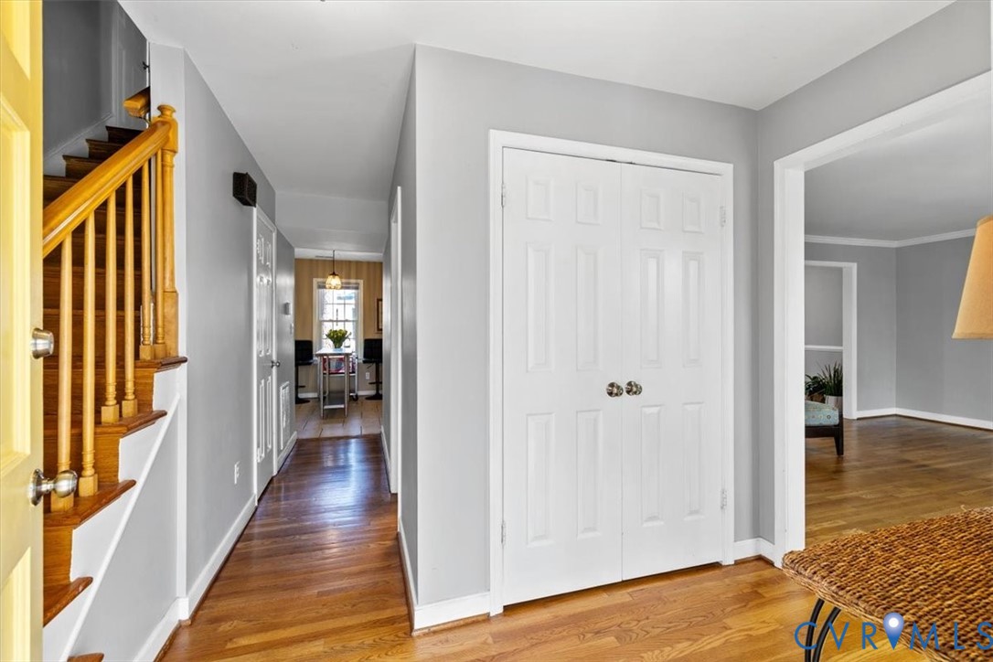 805 Farnwood Dr