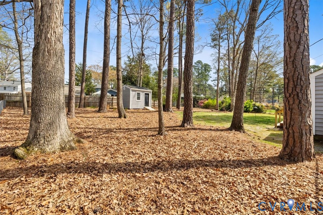 805 Farnwood Dr