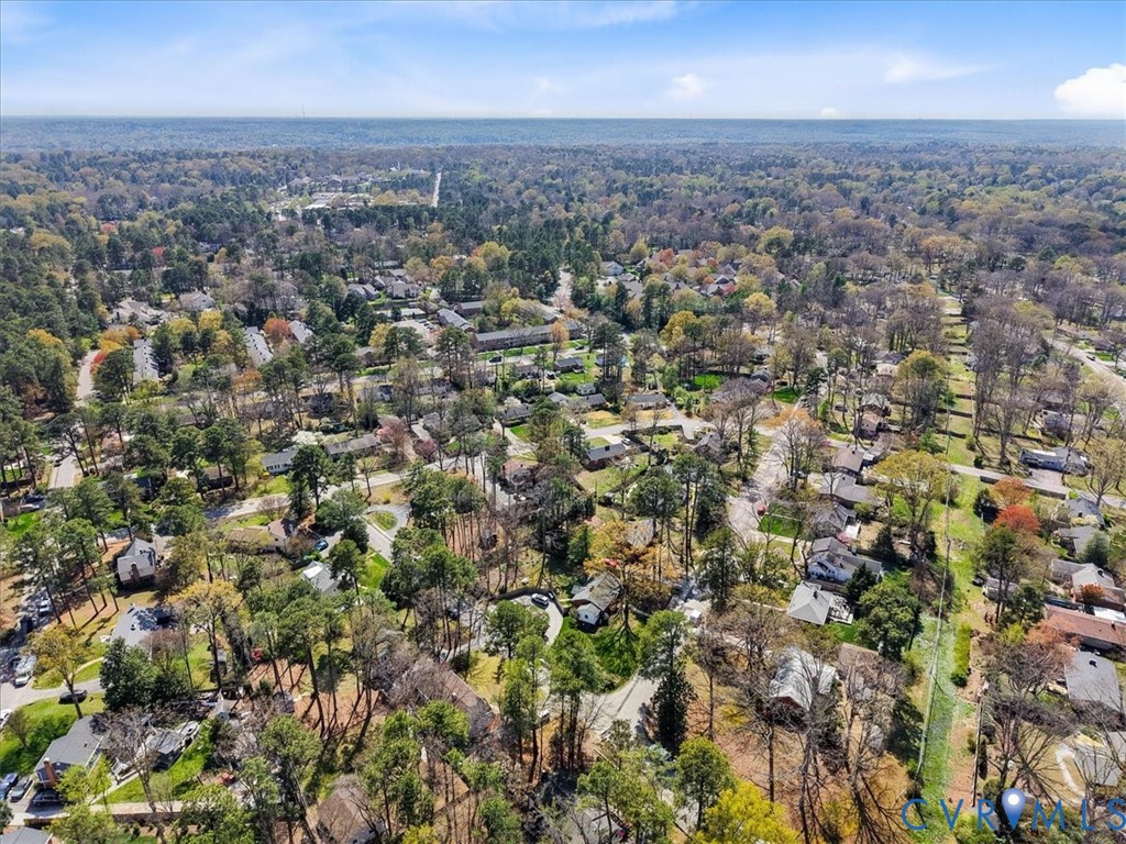 805 Farnwood Dr