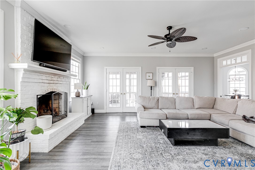 3455 E Brookland Manor Dr