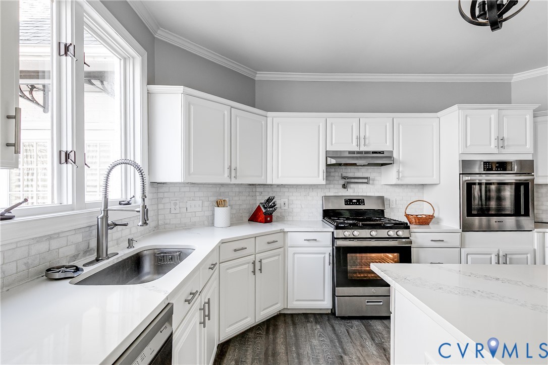 3455 E Brookland Manor Dr