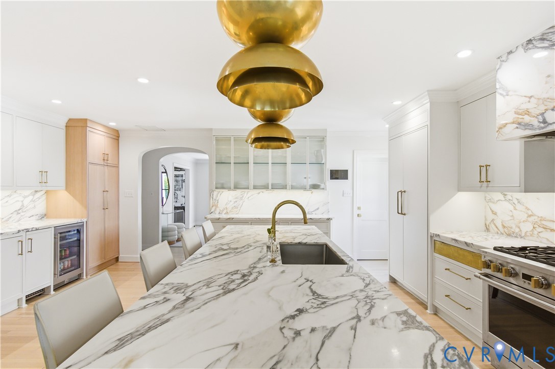 37 Lexington Rd