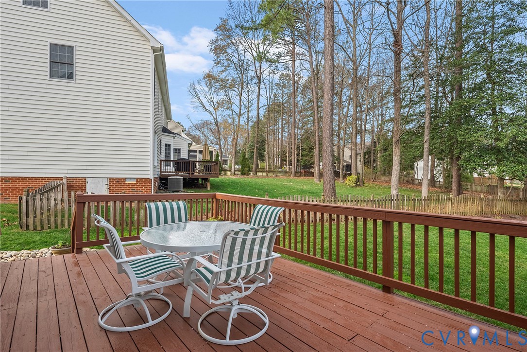 10513 Greyhawk Ct