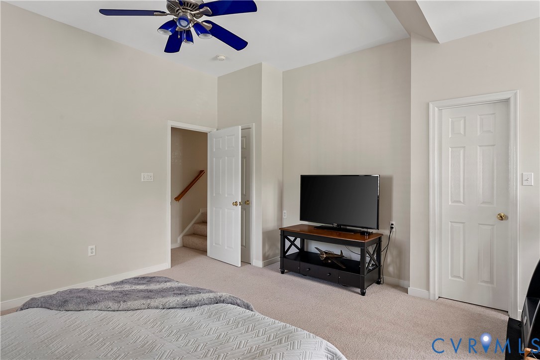 10513 Greyhawk Ct