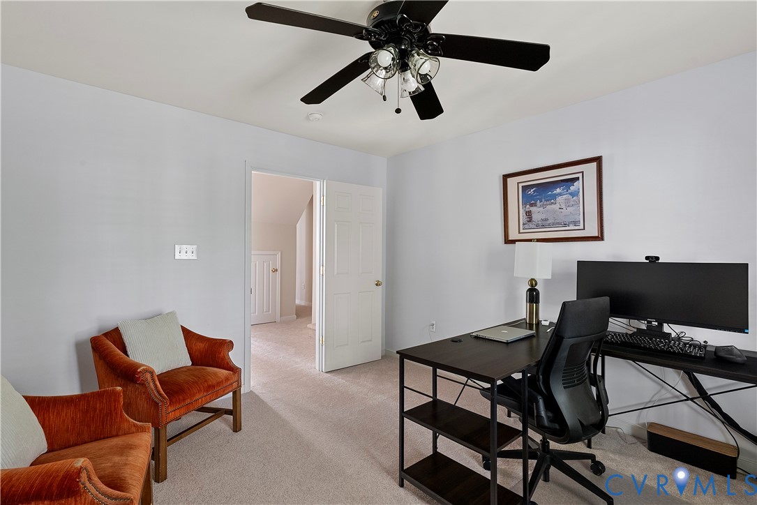 10513 Greyhawk Ct