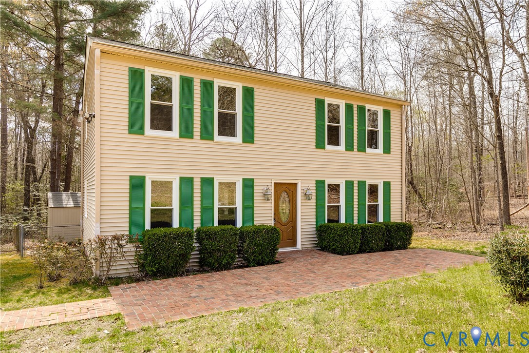501 Rustic Dr